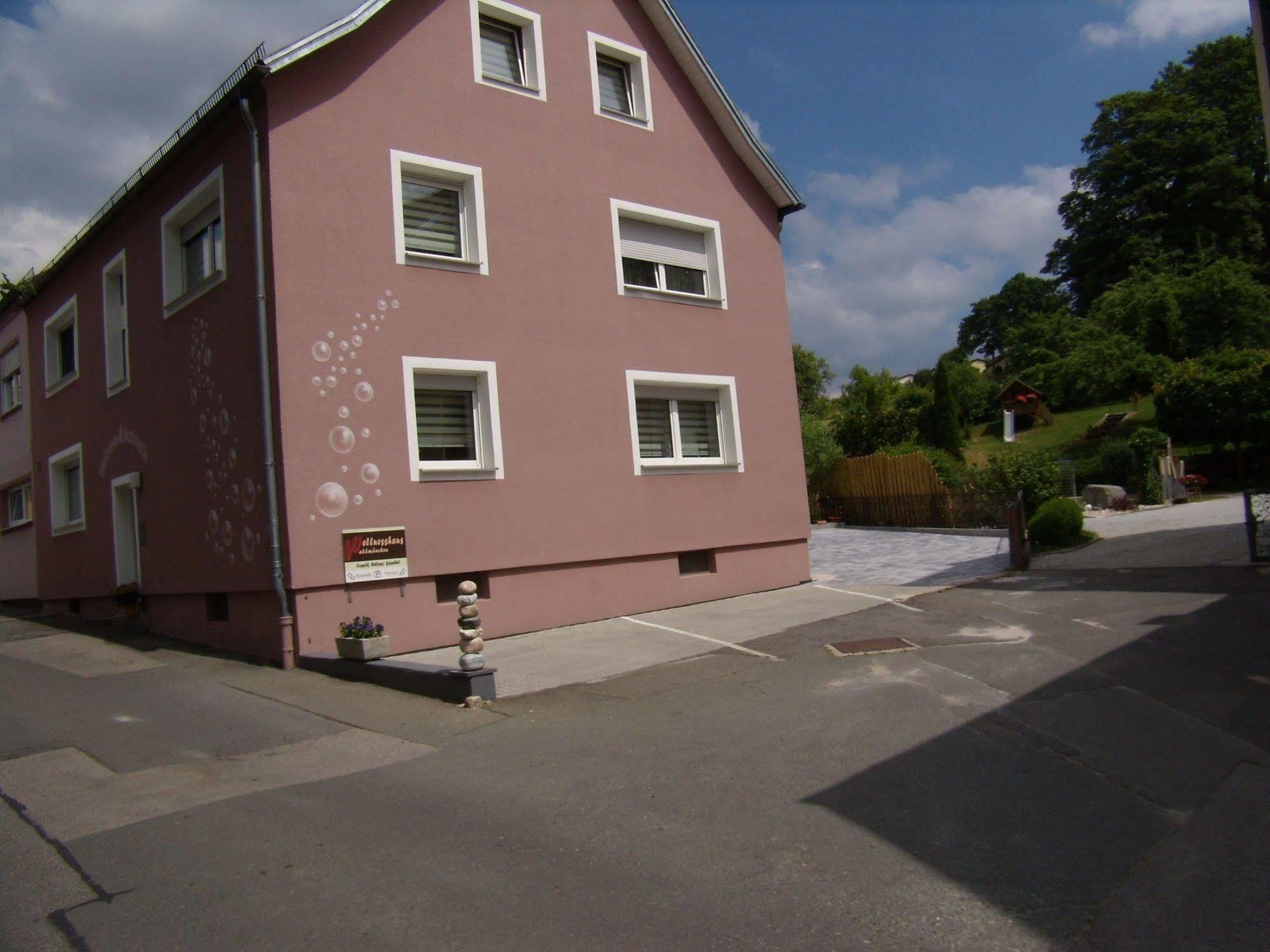 Hotel Wellnesshaus Waldmünchen Exterior foto